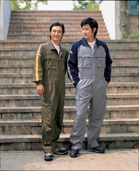 职业防护服与职业服 从功能到现代的跨界融合